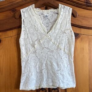 Elegant Neesh by D.A.R. stretch Cream Lace Sleeveless Top